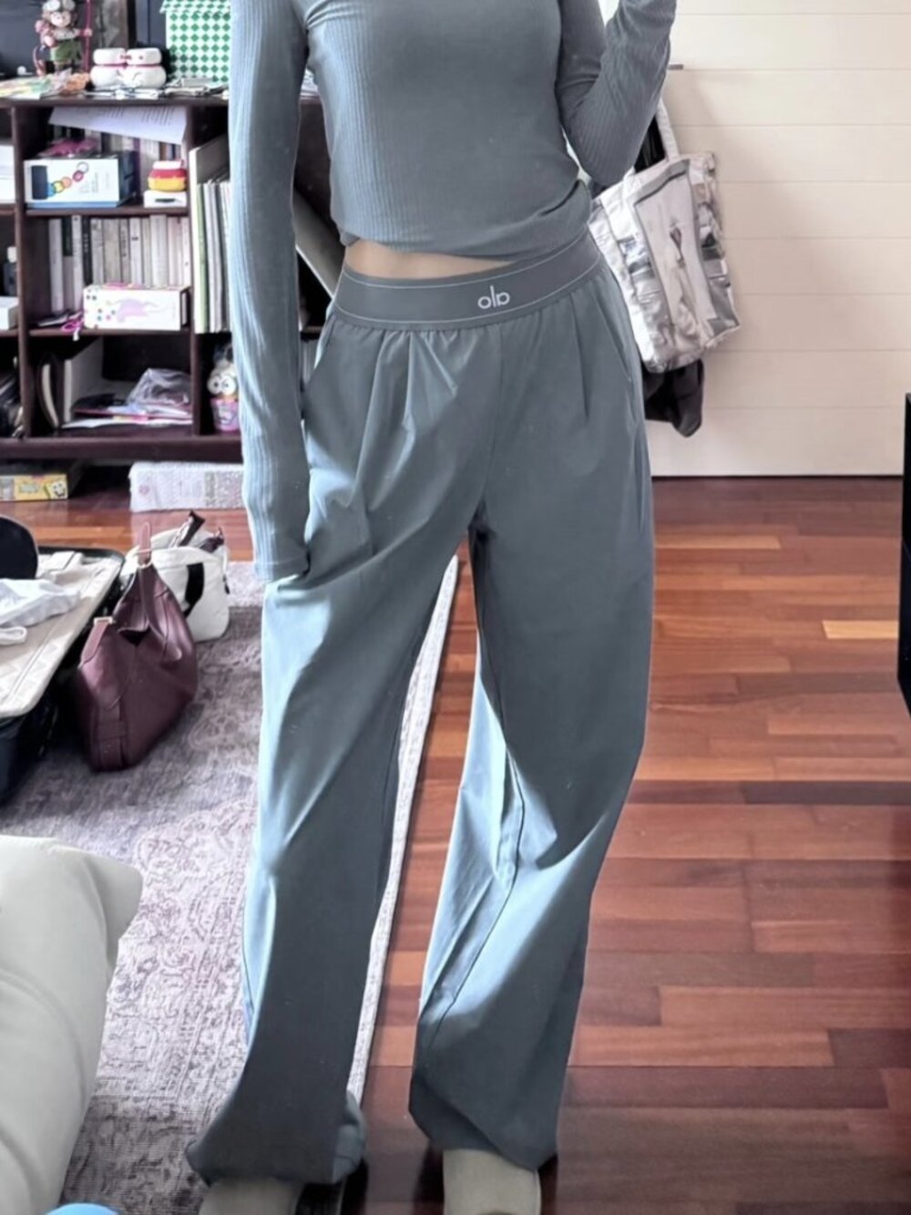 Steel Grey Alo Yoga Suit Up Trouser NWT(Regular) - Suitable for all seasons💗
